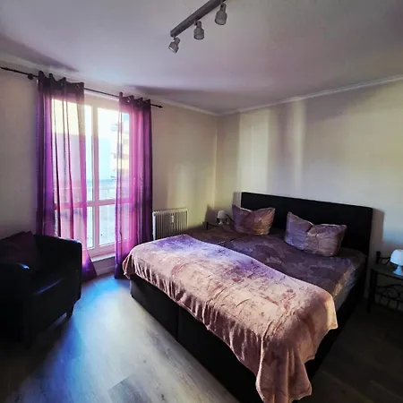 Naehe Altstadt Appartement *